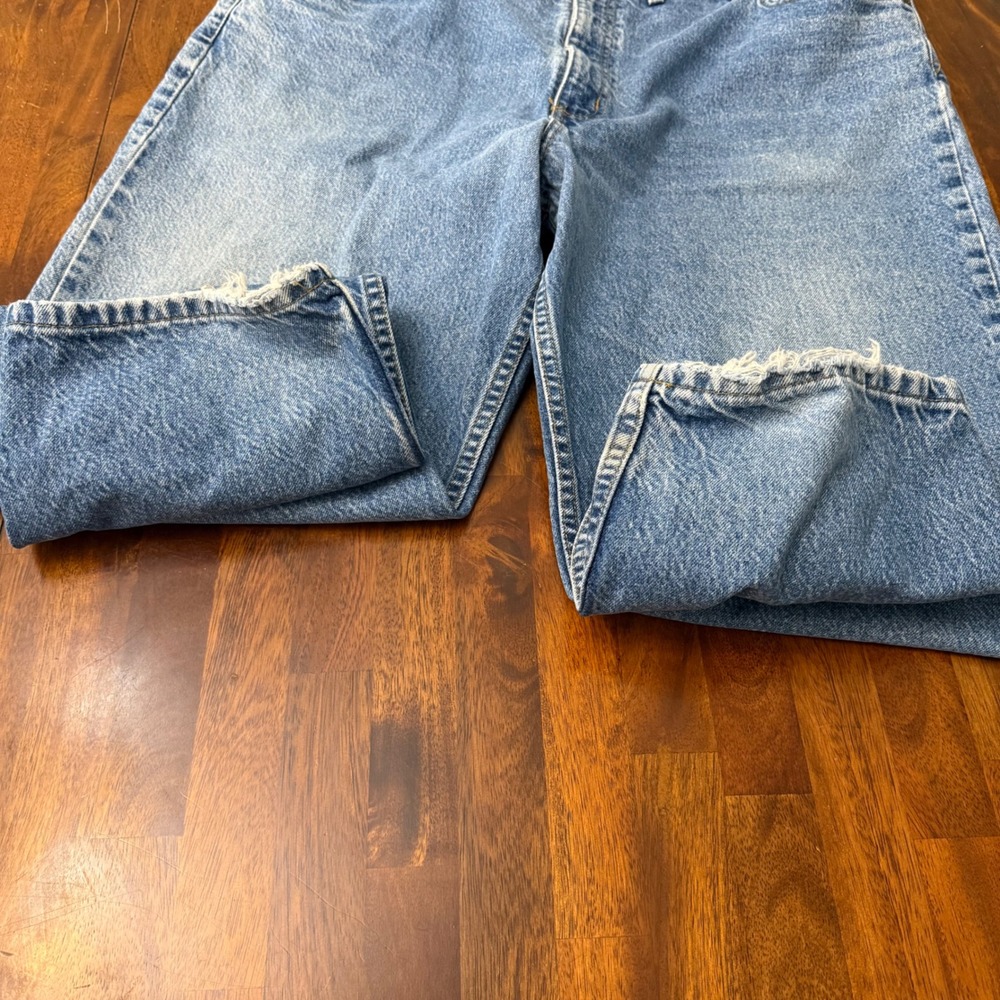 Carhartt B113DST Mens Relaxed Fit Work Jeans Light Wash Blue 44x32* Distressed - Picture 4 of 7